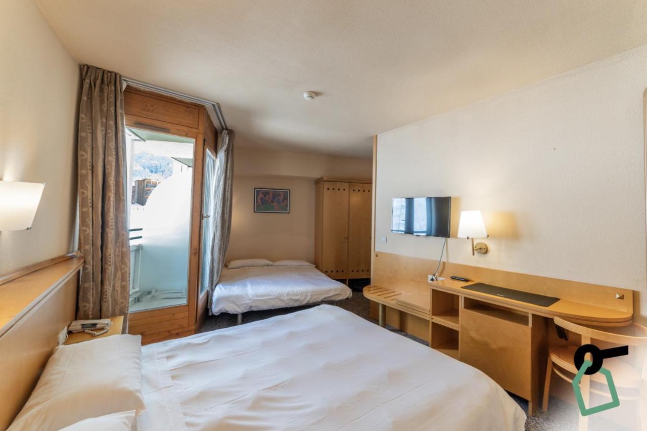 Hotiday Hotel Сестриере Экстерьер фото