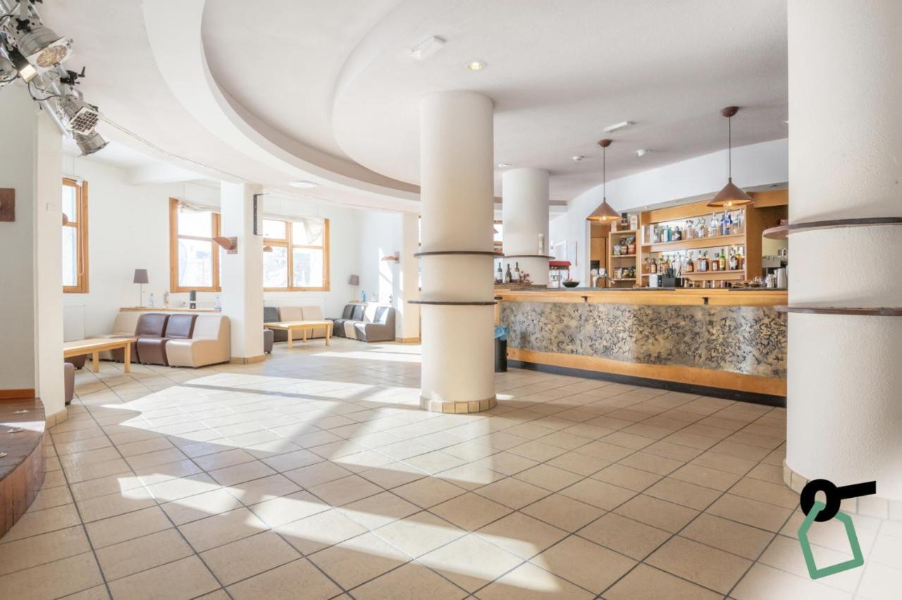 Hotiday Hotel Сестриере Экстерьер фото