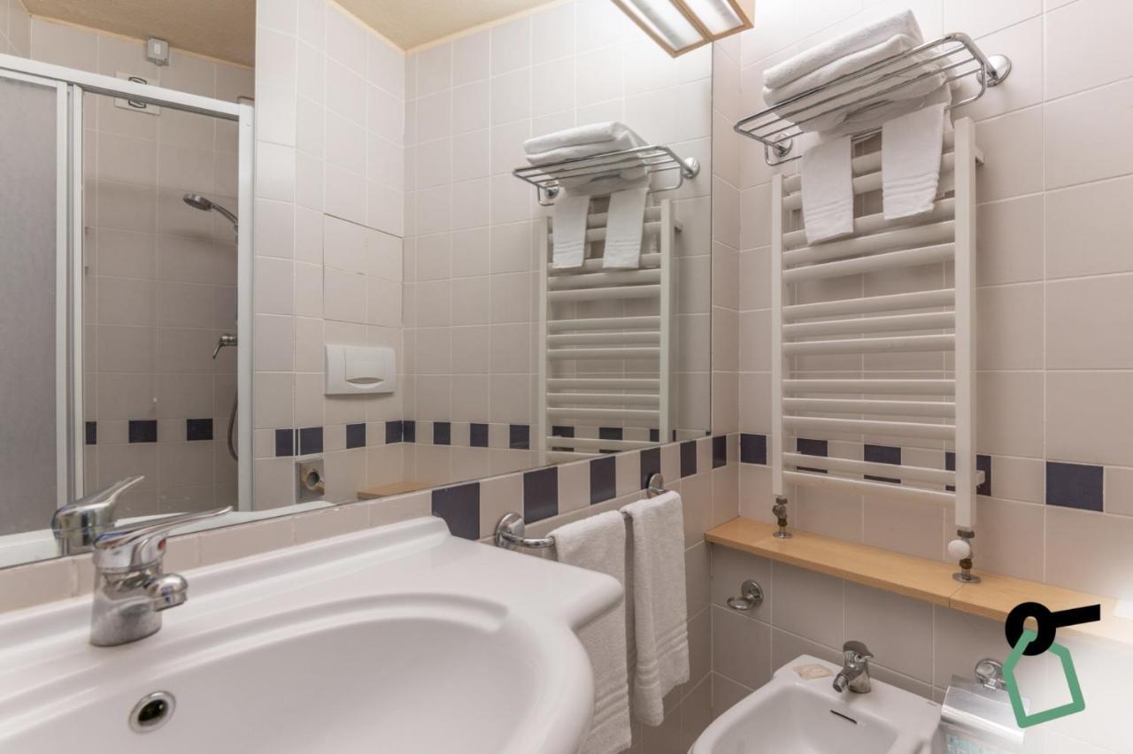 Hotiday Hotel Сестриере Экстерьер фото